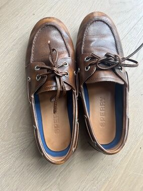 Sperry Slim Boat Shoe - burnished leather to look aged